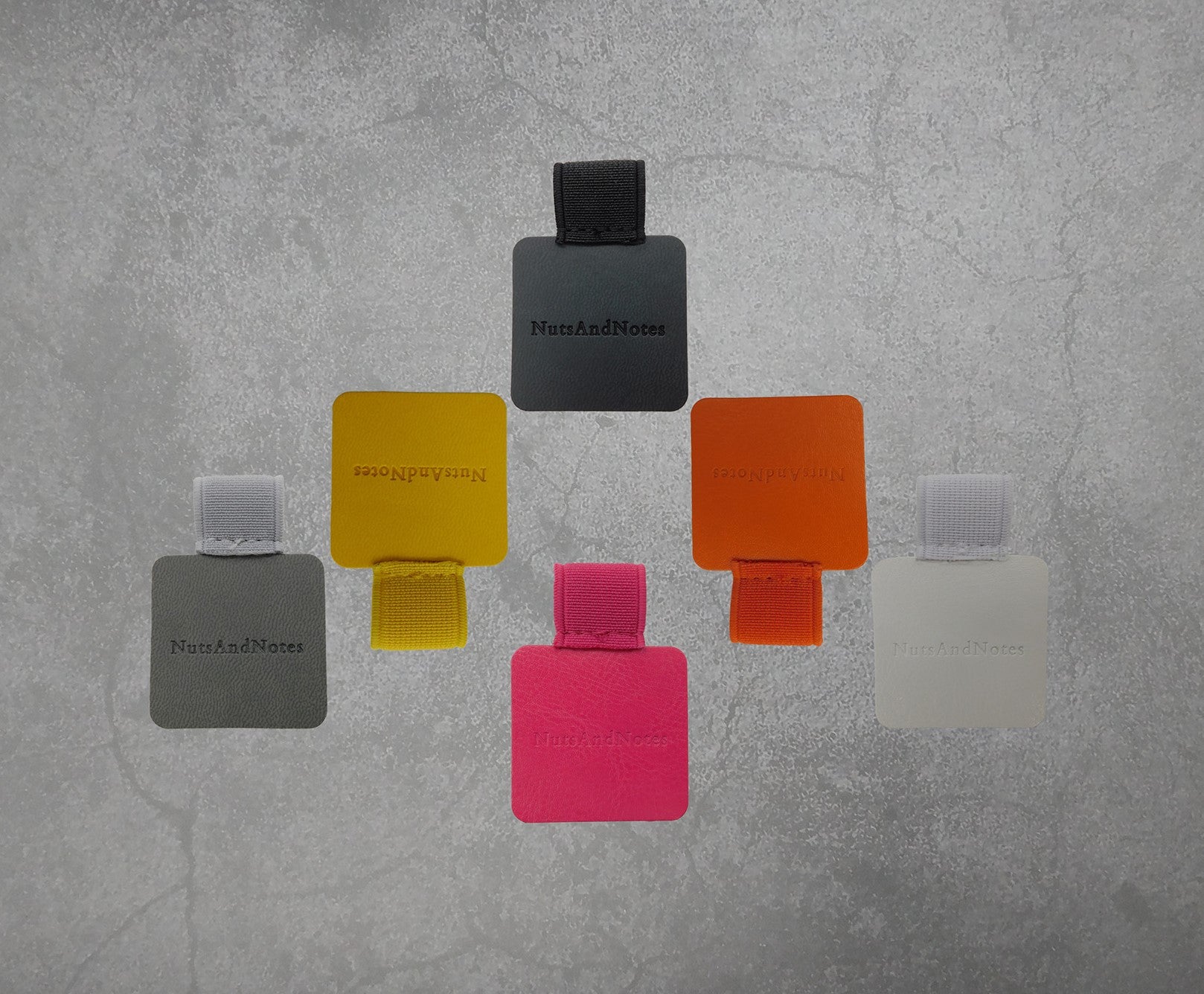 Stiftschlaufen von NutsAndNotes in verschiedenen Farben – praktisch und stilvoll.